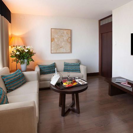 Nh Collection Sevilla Bagian luar foto
